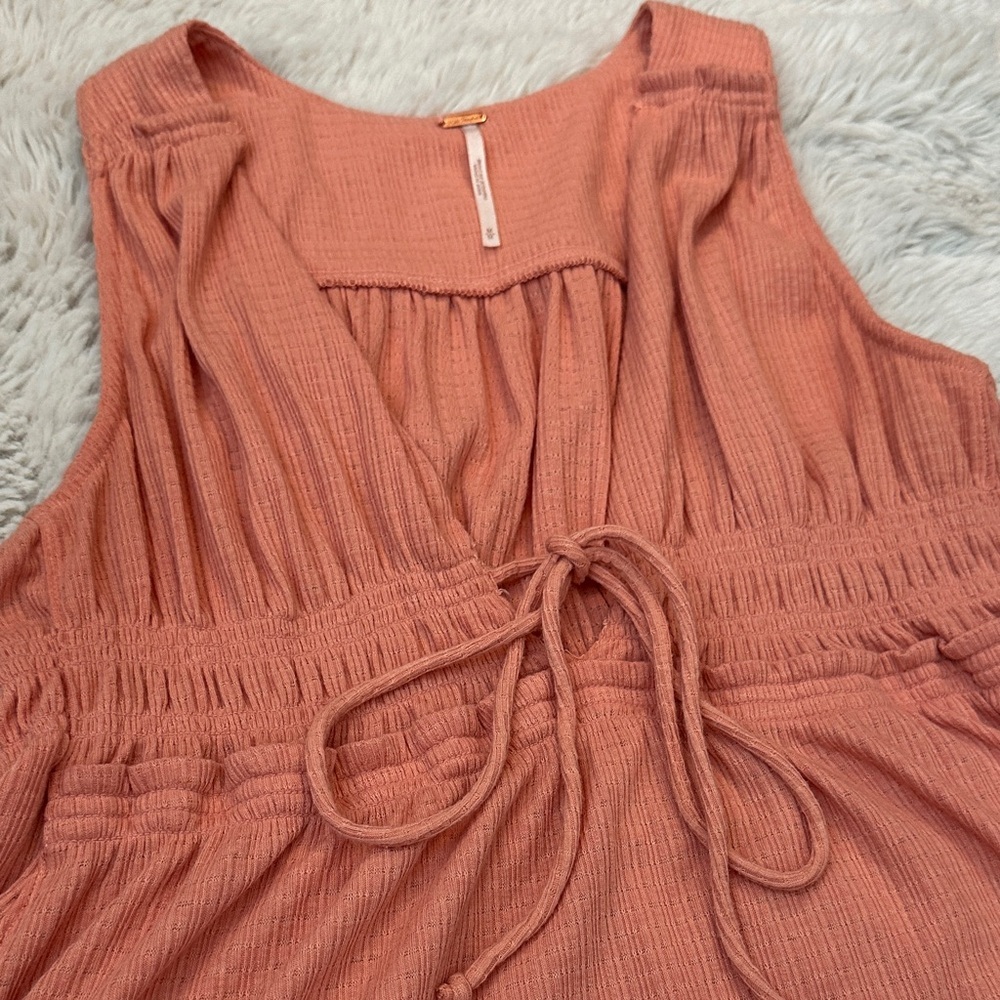 Free People SZ M Beach Bound Coral Sleeveless Empire Waist Women’s  Blouse - Picture 3 of 10